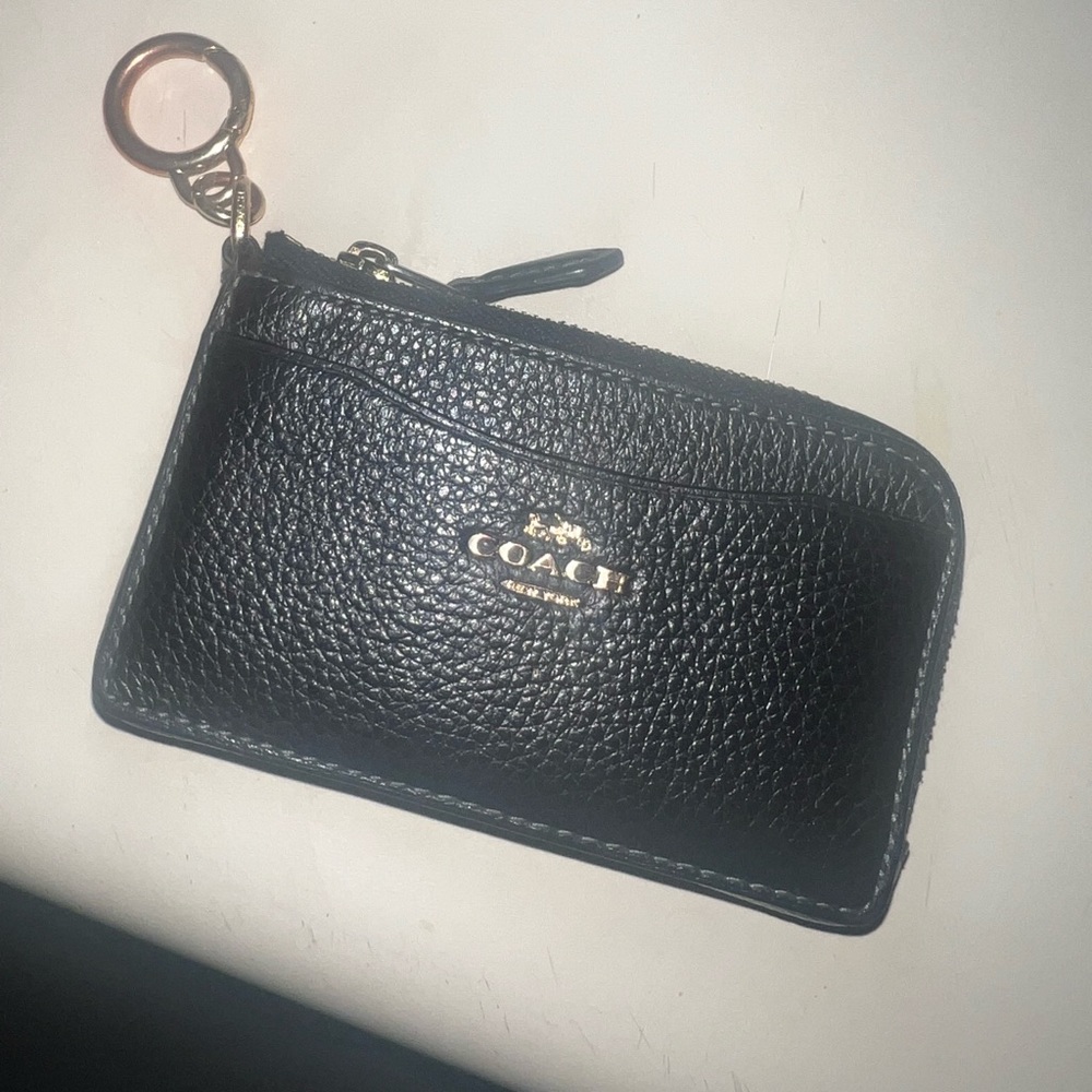 Coach Outlet - Zip card case